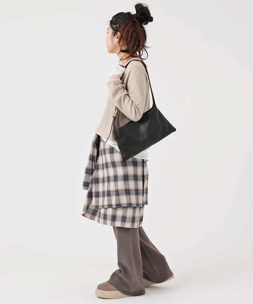 AP STUDIO（エーピーストゥディオ）の「追加スムージーニットパンツ（その他パンツ・レディース・ウッド/ブラック/グレー・36/38）」の11枚目の写真