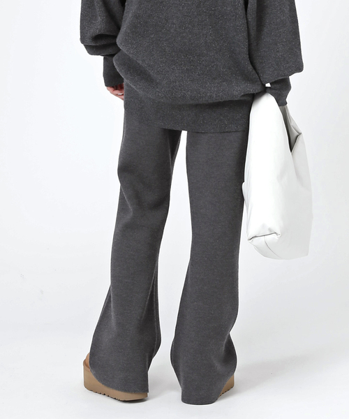 新品 AP STUDIO　リブニットパンツ AP STUDIO（エーピーストゥディオ）の「グリッターリブニット