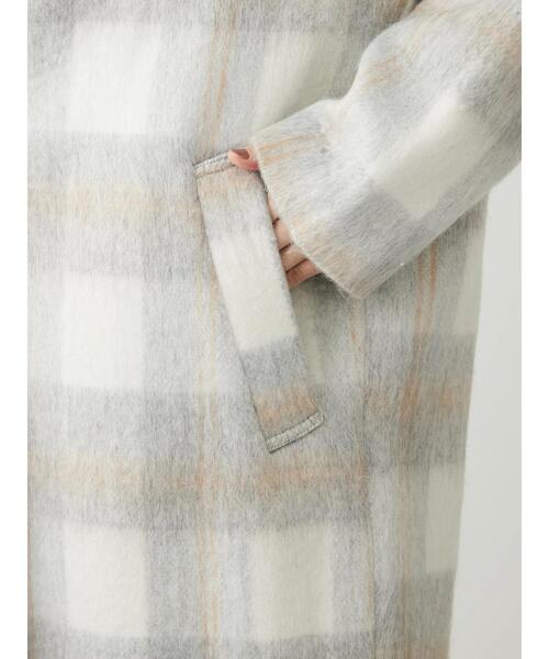 Green Parks(グリーンパークス)の「コクーンシルエットチェックシャギーコート(ノーカラーコート・レディース・ブラック/グレー・FREE)」の12枚目の写真