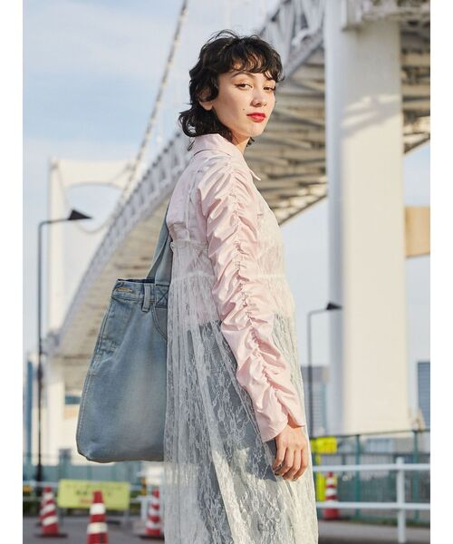 jouetie(ジュエティ)の「【Lee別注】REMAKE COWBOY TOTE(トートバッグ・レディース・ライトブルー/インディゴブルー・FREE)」の19枚目の写真