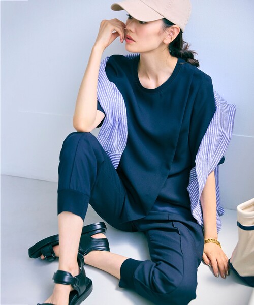 ICB(アイシービー)の「【接触冷感・UVケア・速乾・洗える】FluidBackSatin ジョグパンツ(その他パンツ・レディース・ブラック系/ネイビー系/ライトイエロー系・6/4/2/0)」の5枚目の写真