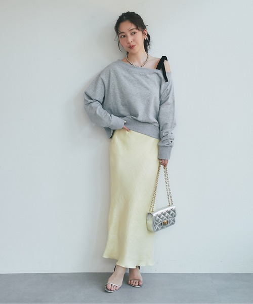 きらきらサテンロングナロースカート（スカート）｜La boutique BonBon