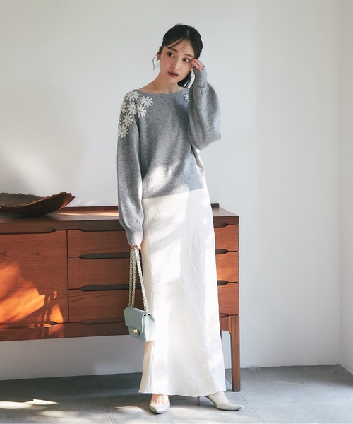 セール】きらきらサテンロングナロースカート（スカート）｜La