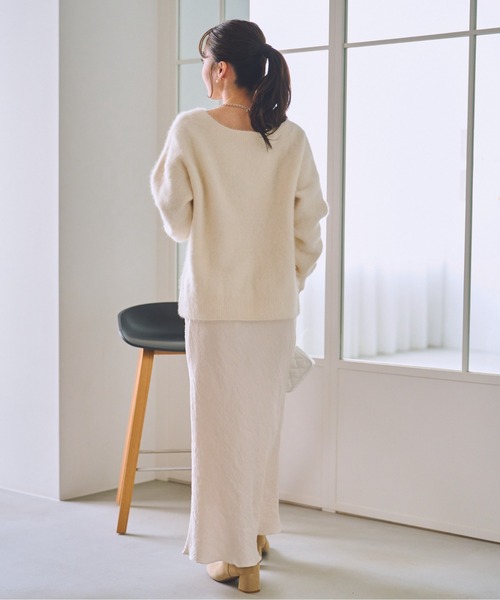 きらきらサテンロングナロースカート（スカート）｜La boutique BonBon