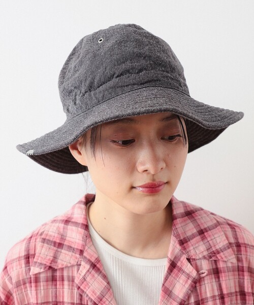 BEAMS BOY(ビームスボーイ)の「DECHO × BEAMS BOY / 別注 シャンブレー ハンターハット(ハット・レディース・ブラック/インディゴブルー・ONE SIZE)」の2枚目の写真