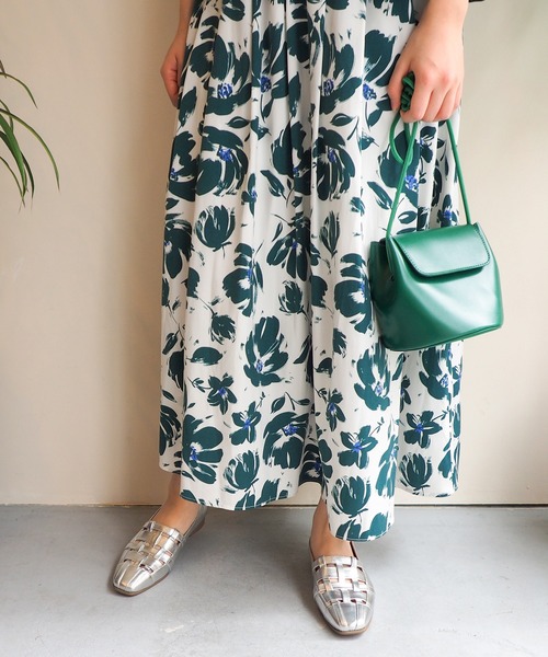 cava cava(サヴァサヴァ)の「メッシュサマーシューズ 1320615(パンプス・レディース・シルバー/ブラック/オレンジ・24.5cm/24.0cm/23.5cm/23.0cm/22.5cm)」の22枚目の写真