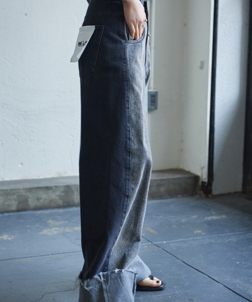 mici(ミチ)の「(mici)バレルデニムパンツ(デニムパンツ・レディース・ブラック/ブルー・SMALL/MEDIUM)」の5枚目の写真