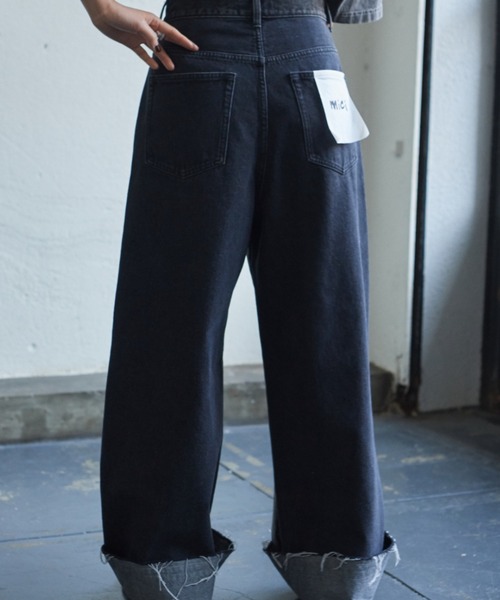 mici(ミチ)の「(mici)バレルデニムパンツ(デニムパンツ・レディース・ブラック/ブルー・SMALL/MEDIUM)」の6枚目の写真