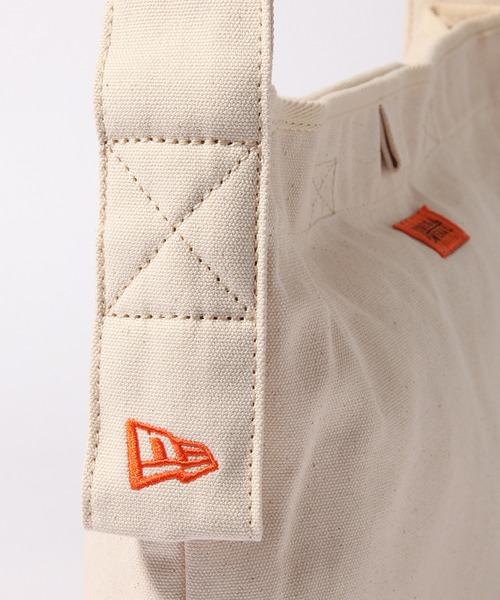 NEW ERA（ニューエラ）の「【UNIVERSAL OVERALL/ユニバーサルオーバーオール】x【NEWERA/ニューエラ 】キャンバスコットン ショルダーバッグ（ショルダーバッグ・メンズ・アイボリー・FREE）」の11枚目の写真