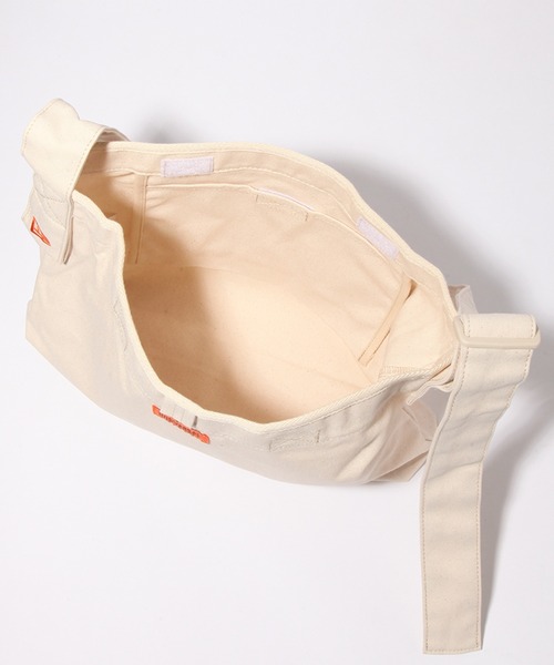 UNIVERSAL OVERALL/ユニバーサルオーバーオール】x【NEWERA/ニューエラ