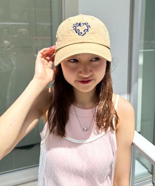 CLEA（クレア）の「ハートサークルロゴ刺繍ナイロンキャップ（キャップ・レディース・ネイビー/ベージュ/ブラック/ホワイト・FREE）」の21枚目の写真