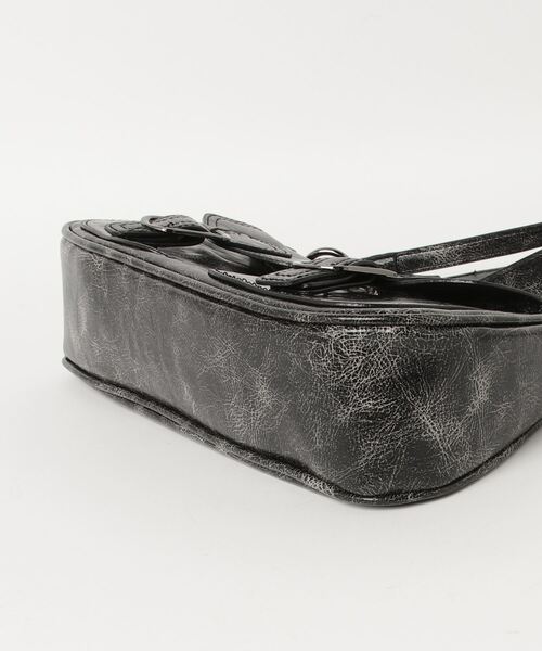 XU（エックスユー）の「pocket belt shoulder bag（ショルダーバッグ・メンズ・ダークブラウン/ブラック・ONE SIZE）」の10枚目の写真