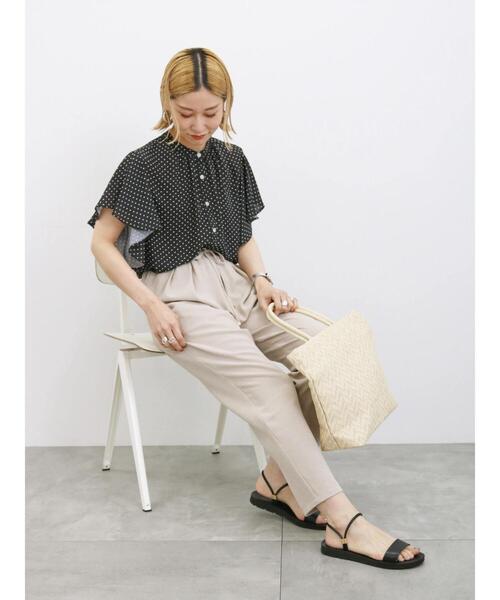 Samansa Mos2 blue（サマンサモスモスブルー）の「【ふっくらクッション】2wayフラットサンダル（ドレスシューズ・レディース・イエロー/ブラック/シルバー・L/M）」の7枚目の写真