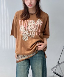 ◎フラワー刺繍重ねロゴプリント ビッグシルエットTシャツ【UNISEX ITEM】