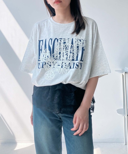 セール】◎フラワー刺繍重ねロゴプリント ビッグシルエットT