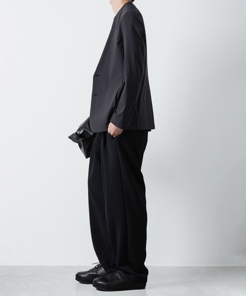 ATTACHMENT(アタッチメント)の「NY/CO ストレッチジャージー カラーレスジャケット / NY/CO STRETCH JERSEY COLLARLESS JACKET(ノーカラージャケット・メンズ・ブラック/ダークグレー・1/2/3/4)」の12枚目の写真