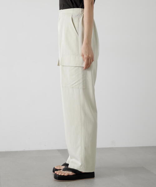 N.(N. Natural Beauty Basic)(エヌエヌナチュラルビューティーベーシック)の「◆ツイルテーパーカーゴパンツ(カーゴパンツ・レディース・ベージュ/ピンク・MEDIUM)」の16枚目の写真