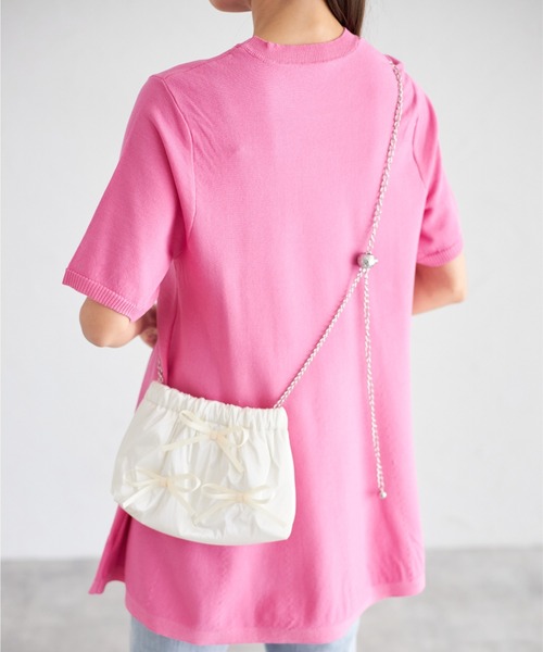 tocco closet（トッコ　クローゼット）の「【ZOZO限定】リボン付きメタリックショルダーバッグ（ショルダーバッグ・レディース・ブラック/アイボリー/シルバー・FREE）」の18枚目の写真