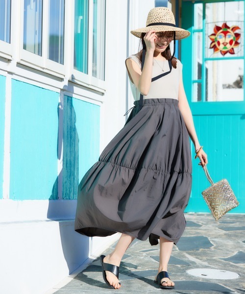 nissen（ニッセン）の「ドッキングボリュームワンピース（ワンピース・レディース・チャコール/ブラック・LL/M/L/S）」の14枚目の写真