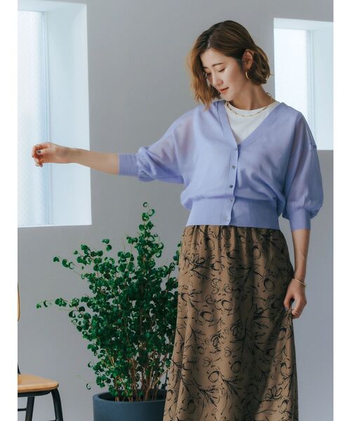 YECCA VECCA（イェッカヴェッカ）の「シアーニットVネックカーディガン（カーディガン/ボレロ・レディース・ブラック/ライトベージュ/ブラウン/ラベンダー・FREE）」の18枚目の写真