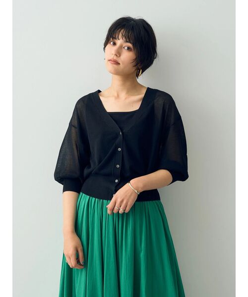 YECCA VECCA（イェッカヴェッカ）の「シアーニットVネックカーディガン（カーディガン/ボレロ・レディース・ブラック/ライトベージュ/ブラウン/ラベンダー・FREE）」の13枚目の写真