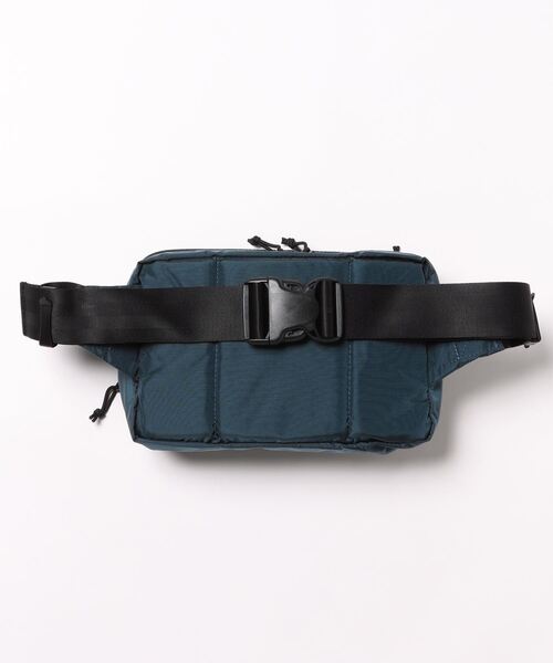 THE BROWN BUFFALO（ザブラウンバッファロー）の「BB CONCEALSLING 420D（ショルダーバッグ・メンズ・ネイビー・FREE）」の5枚目の写真