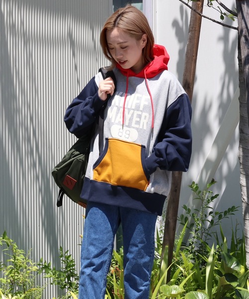 KRIFF MAYER Lady's Collection（クリフメイヤーレディースコレクション）の「ロゴスウェットパーカー（スウェット・メンズ・グレー/マスタード/カラフル/レッド/ネイビー/オートミール・MEDIUM/X-LARGE/LARGE）」の6枚目の写真