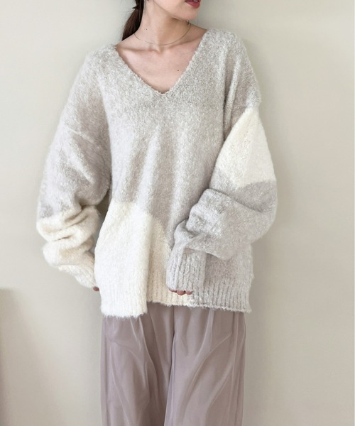 Olu.(オルドット)の「ミックスカラーボリュームニット(ニット/セーター・レディース・ベージュ/チャコールグレー/ブラック・FREE)」の13枚目の写真