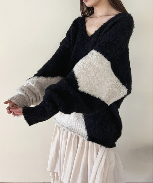 Olu.(オルドット)の「ミックスカラーボリュームニット(ニット/セーター・レディース・ベージュ/チャコールグレー/ブラック・FREE)」の21枚目の写真