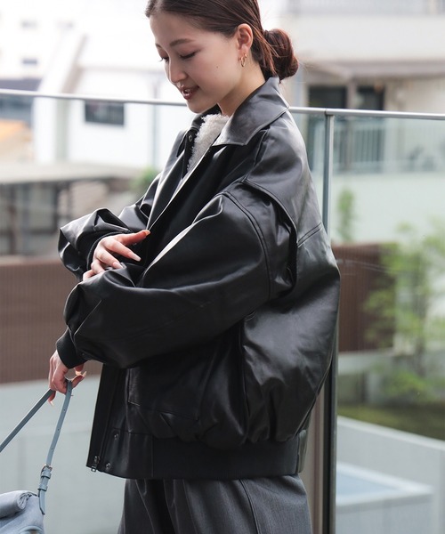 BEAMS HEART ブラック フェイクレザー ブルゾン BEAMS HEART ブルゾン アウター クラシック フェイクレザー