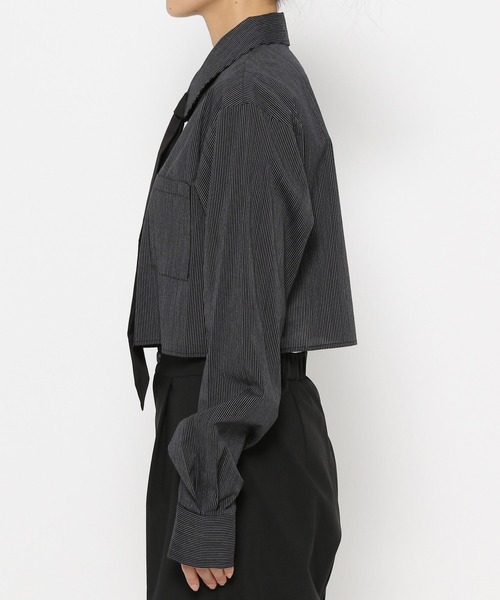 FOREVER 21(フォーエバー トゥエンティーワン)の「【2024FW】ネクタイ付きクロップドシャツ(シャツ/ブラウス・レディース・ブラック/ライトブルー/オフホワイト/ブルー・SMALL/MEDIUM)」の16枚目の写真