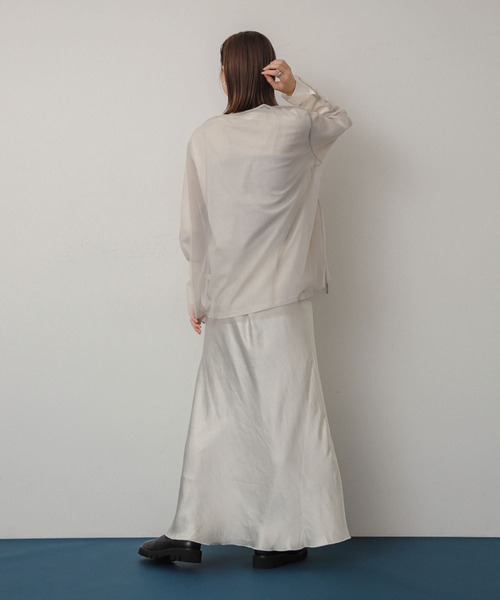 SENSE OF PLACE by URBAN RESEARCH(センスオブプレイスバイアーバンリサーチ)の「シアーチュールトップ(Tシャツ/カットソー・レディース・ベージュ系その他/ホワイト系その他/ブラック系その他/グレー系その他・ONE)」の11枚目の写真