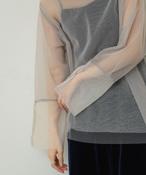 SENSE OF PLACE by URBAN RESEARCH(センスオブプレイスバイアーバンリサーチ)の「シアーチュールトップ(Tシャツ/カットソー・レディース・ベージュ系その他/ホワイト系その他/ブラック系その他/グレー系その他・ONE)」の12枚目の写真