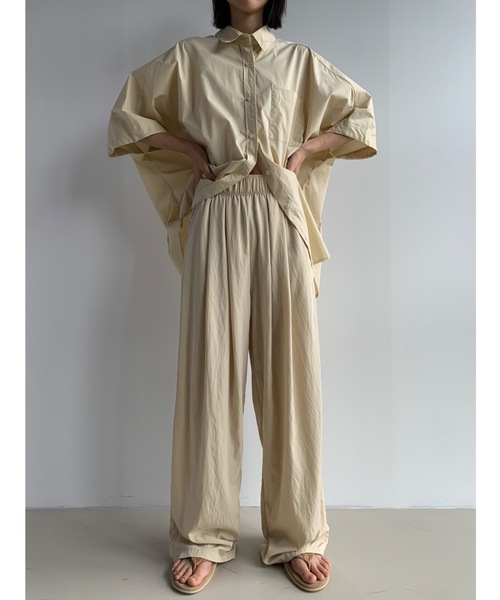 Didot.showroom(ディドット ショールーム)の「《 UNISEX 》ツータックナイロンワイドパンツ(スウェットパンツ・レディース・ミント/サンドベージュ/ブラック/チャコール・FREE)」の9枚目の写真
