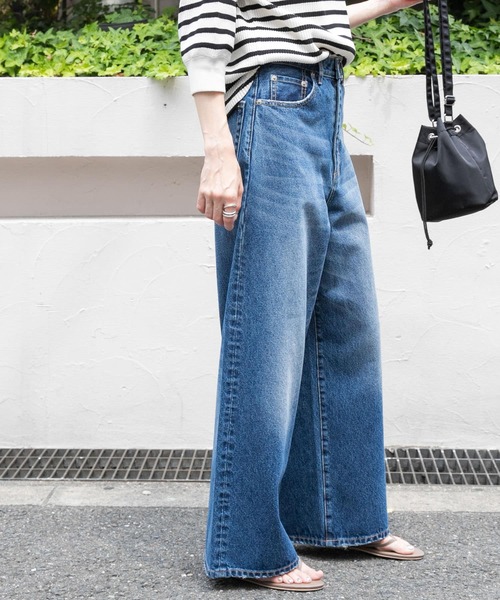 FORK&SPOON（フォークアンドスプーン）の「FORK&SPOON　JFデニムバギーパンツ（デニムパンツ・レディース・ワンウォッシュ/ブルー系その他・1/2）」の11枚目の写真