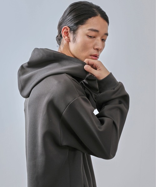 JUNRED(ジュンレッド)の「moistickスウェットプルパーカー(パーカー・メンズ・チャコールグレー/ブルー系その他4/ライトグレー・L/M/S)」の21枚目の写真