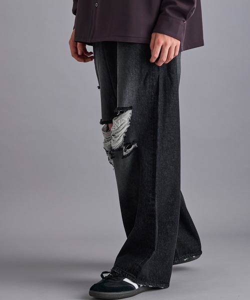 JUNRED（ジュンレッド）の「ダメージデニムパンツ（デニムパンツ・メンズ・ダークブラウン/ブラック/ネイビー・S/M/L）」の4枚目の写真