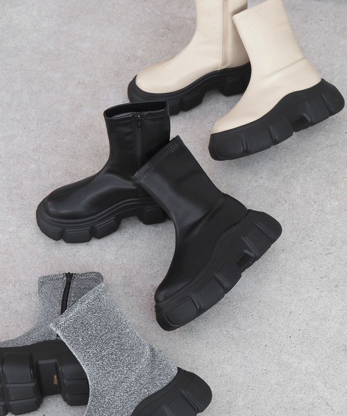 minia（ミニア）の「クラウドソールストレッチブーツ / 厚底ブーツ（ブーツ・レディース・ブラック/シルバー系/アイボリー・22.5cm/24.5cm/23.5cm）」の4枚目の写真