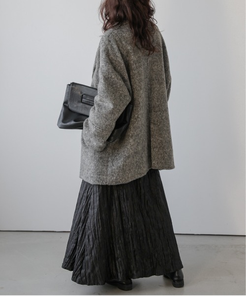 La-gemme(ラジェム)の「シャイニーワッシャーロングスカート(スカート・レディース・シルバー/ブラック/ブロンズ・フリー)」の5枚目の写真