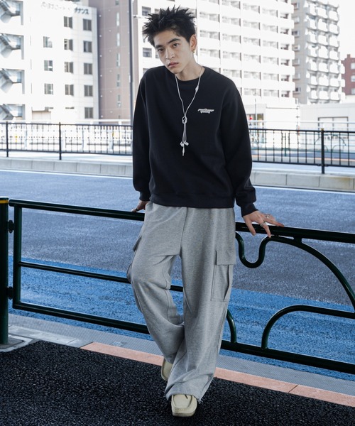 WEGO(ウィゴー)の「WEGO/リラックスフィットグラフィックプルオーバー(スウェット・メンズ・ホワイト/ブラック・MEDIUM/LARGE)」の4枚目の写真