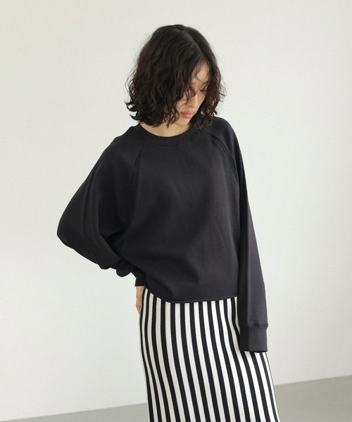 LEPSIM（レプシィム）の「ラグランリブプルオーバー　140539（Tシャツ/カットソー・レディース・ブラック/オフホワイト/レッド/ピンク/キナリ/エメラルドブルー/チャコールグレー・TALL/FREE）」の22枚目の写真