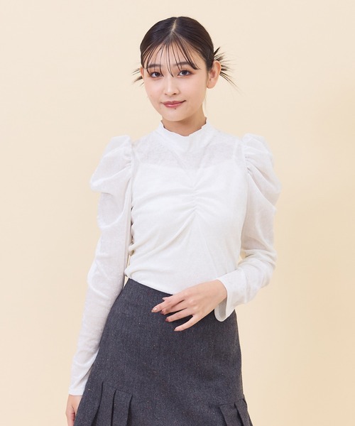 REDYAZEL（レディアゼル）の「ベロアチュールトップス（Tシャツ/カットソー・レディース・ピンク/グレー/オフホワイト/ホワイト・FREE）」の2枚目の写真