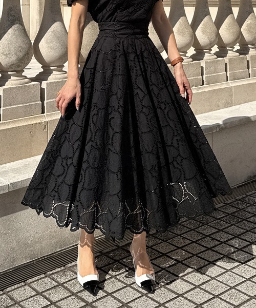 JENNE（ジェンヌ）の「ラグジュアリーコットンレーススカート（スカート・レディース・ホワイト/ブラック・SMALL/MEDIUM/LARGE）」の22枚目の写真