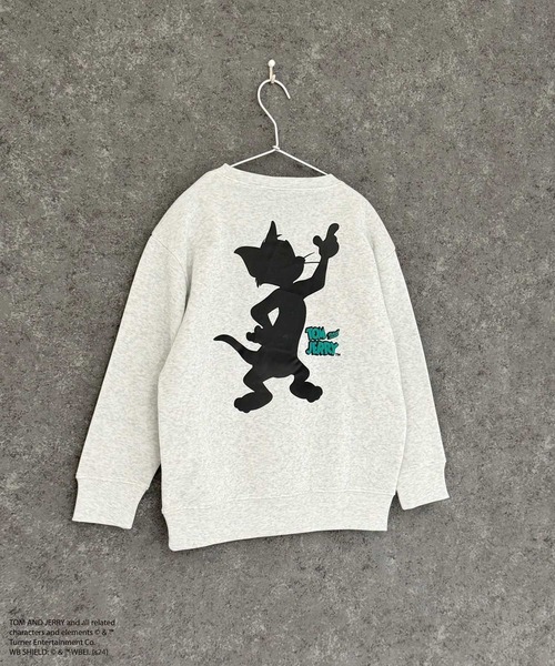 Tom&Jerry(トムアンドジェリー)の「TOM&JERRY トム&ジェリー 綿タッチ 裏起毛 ピリング加工 バックプリント BIG トレーナー(スウェット・キッズ・杢グレー/グレー系/アイボリー系/ブラック/グレー系2/グレー系3/グレー系1/ベージュ系/アイボリー系1/グリーン/グリーン系/ブラック系/チャコール/ベージュ/オートミール/ネイビー・110cm/120cm/130cm/140cm/150cm/160cm)」の13枚目の写真
