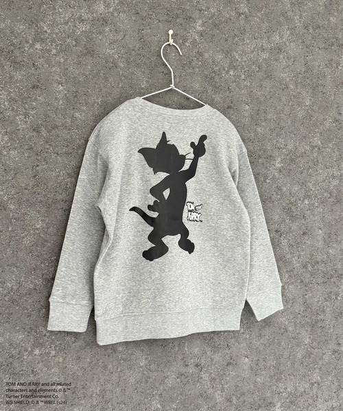 Tom&Jerry(トムアンドジェリー)の「TOM&JERRY トム&ジェリー 綿タッチ 裏起毛 ピリング加工 バックプリント BIG トレーナー(スウェット・キッズ・杢グレー/グレー系/アイボリー系/ブラック/グレー系2/グレー系3/グレー系1/ベージュ系/アイボリー系1/グリーン/グリーン系/ブラック系/チャコール/ベージュ/オートミール/ネイビー・110cm/120cm/130cm/140cm/150cm/160cm)」の4枚目の写真