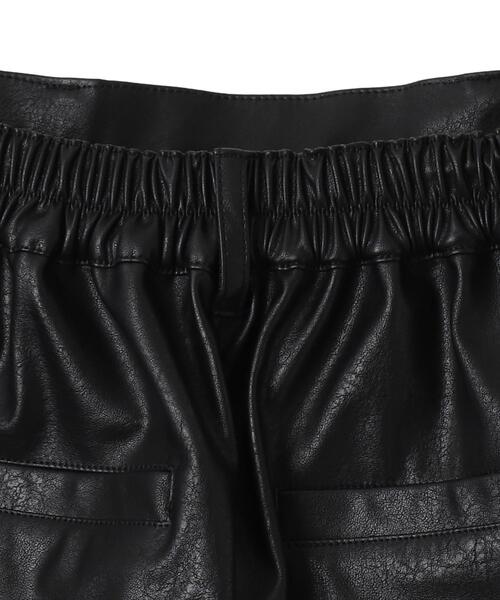 WEGO（ウィゴー）の「WEGO/ヴィンテージライクPUショートパンツ（その他パンツ・レディース・ブラック・MEDIUM/SMALL/X-SMALL）」の8枚目の写真