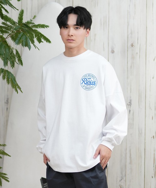 RVCA（ルーカ）の「RVCA/ルーカ ロンTee/長袖Tシャツ ラウンドロゴ オーバーサイズ ユニセックス BF041-152（Tシャツ/カットソー・メンズ・ベージュ/ホワイト/ブラック・L/M/S）」の5枚目の写真