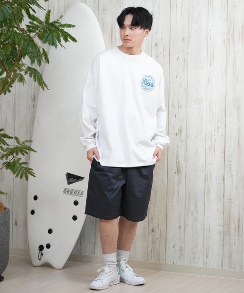 RVCA（ルーカ）の「RVCA/ルーカ ロンTee/長袖Tシャツ ラウンドロゴ オーバーサイズ ユニセックス BF041-152（Tシャツ/カットソー・メンズ・ベージュ/ホワイト/ブラック・L/M/S）」の8枚目の写真