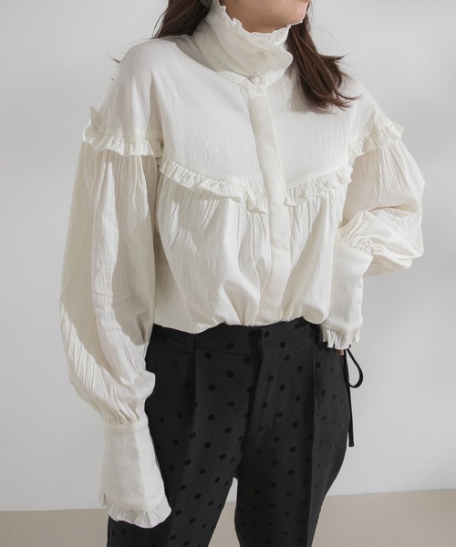 rectangle(レクタングル)の「2wayフリルネックボリュームブラウス(シャツ/ブラウス・レディース・ホワイト・SMALL/MEDIUM/LARGE)」の1枚目の写真
