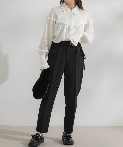 rectangle(レクタングル)の「2wayフリルネックボリュームブラウス(シャツ/ブラウス・レディース・ホワイト・SMALL/MEDIUM/LARGE)」の2枚目の写真